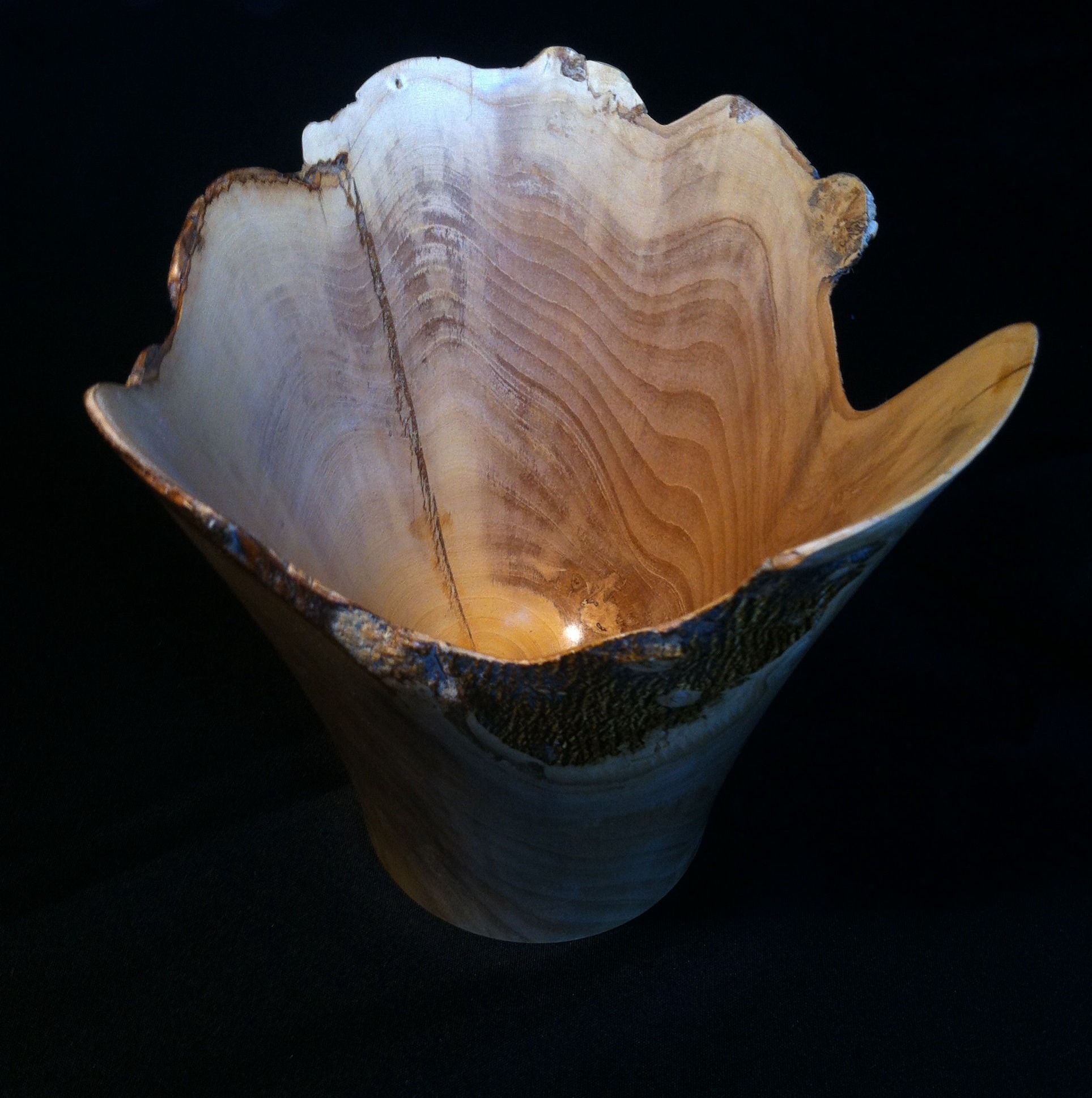 Coupe en bois d'oranger
